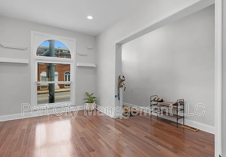 2815 Orleans St — Photo 6