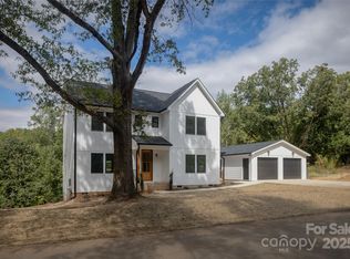 5891 Vinewood Rd, Davidson, NC 28036