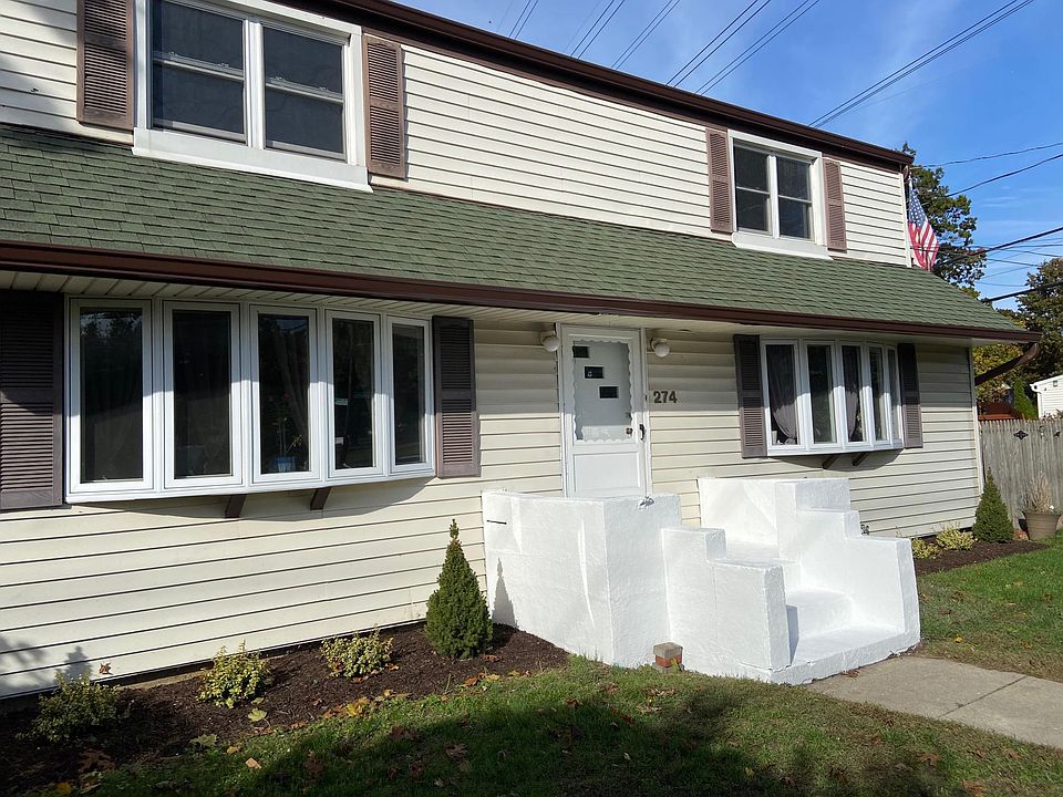 1st image of 274 Ronkonkoma Ave