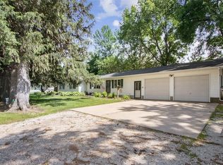 111 B St NE, Swisher, IA 52338