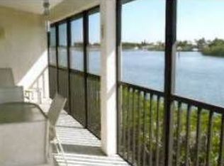 6271 Midnight Pass Rd, Sarasota, FL 34242