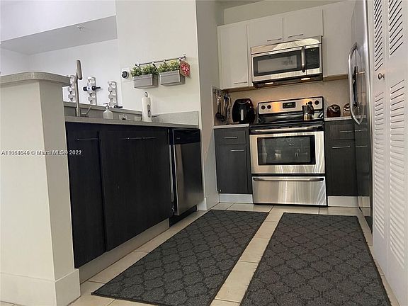 3rd image of 7240 NW 114th Ave APT 308