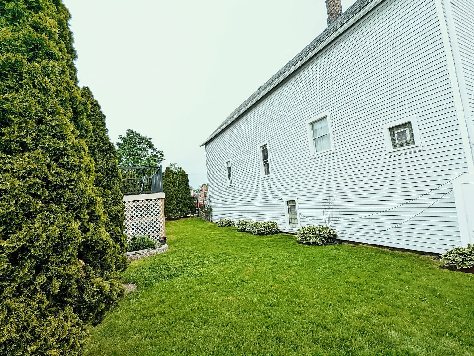 10512 S Avenue M — Photo 2