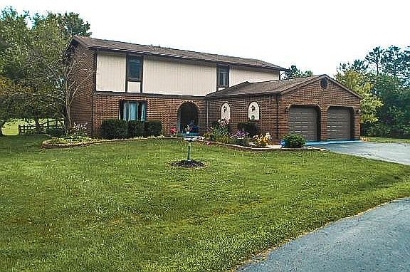 5th image of 6463 Royalton Dr