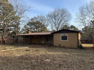 610 E 7th St, Broken Bow, OK 74728