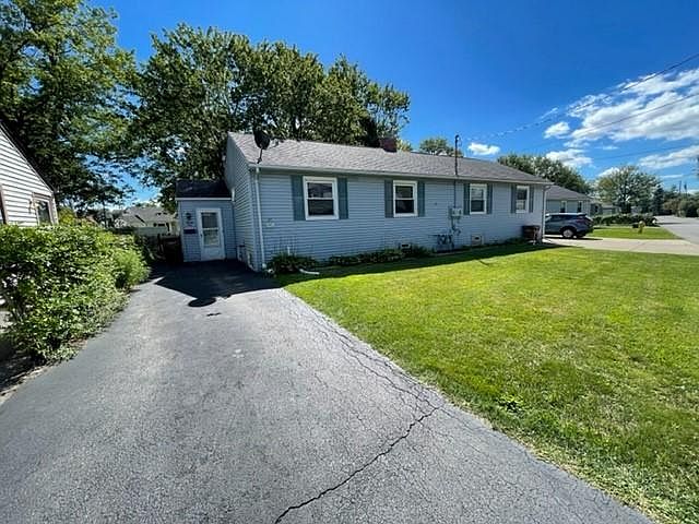 1st image of 21 Elkhurst Dr