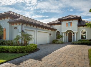 7288 Lantana Cir, Naples, FL 34119