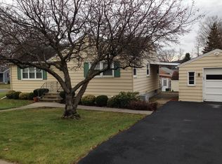 3220 Country Club Rd, Endwell, NY 13760