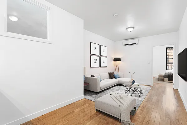 Rented by Fountain Realty Group | media 9