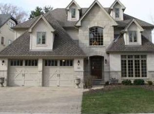 175 E Wilson St, Elmhurst, IL
