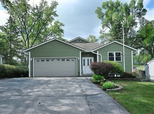 21725 118th St, Bristol, WI 53104