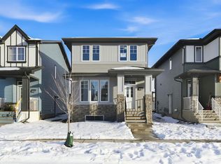 936 W Reynolds Ln SW, Airdrie, AB T4B5L7