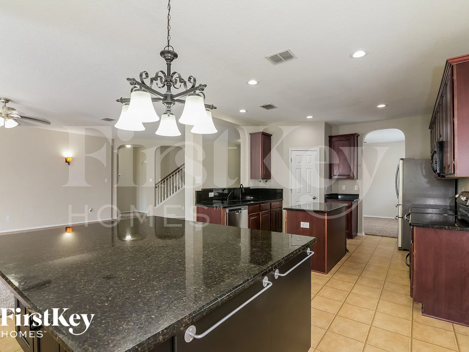 4 bed, 3.5 bath, 3185 sqft, $2,260 — Photo 3