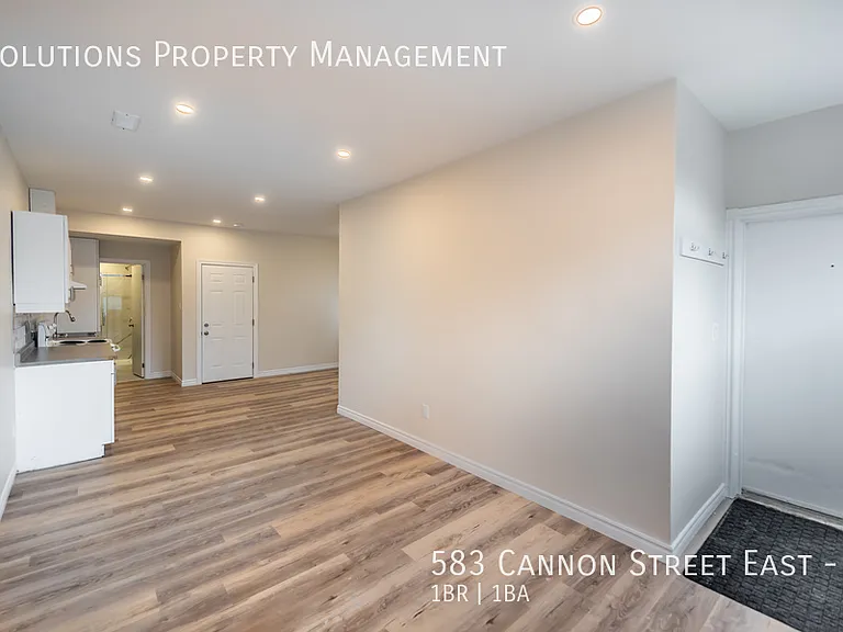 583 Cannon St E #1 — Photo 3