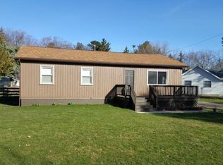 1006 Sunnyside Dr, Port Austin, MI 48467