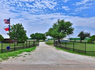 209 1st St, Tuscola, TX 79562