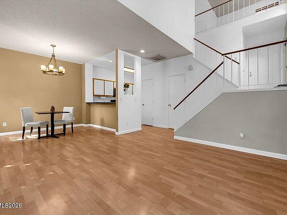 4th image of 4062 Snowshoe Ln