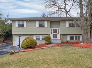 3 Dogwood Ct, Goshen, NY 10924