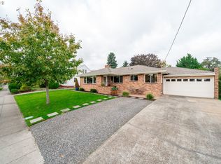 2051 N Rosa Parks Way, Portland, OR 97217