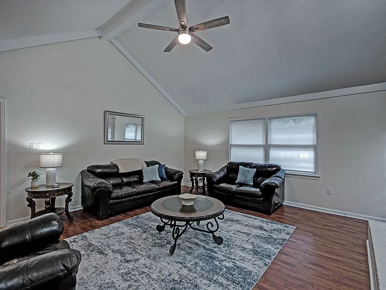 4515 Ridgewood Rd — Photo 15