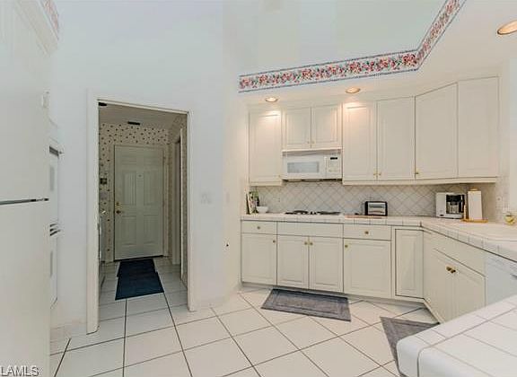 5th image of 208 Palmetto Dunes Cir