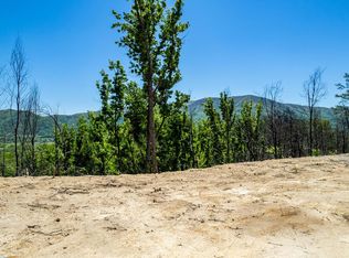 2907 Indigo Ln, Sevierville, TN 37862