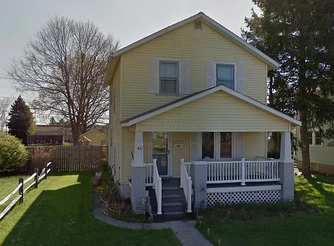 40 Magnolia Ave photo 1