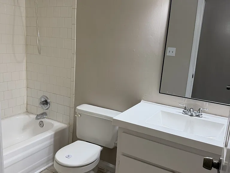 3575 Oakvale Rd #710 — Photo 10