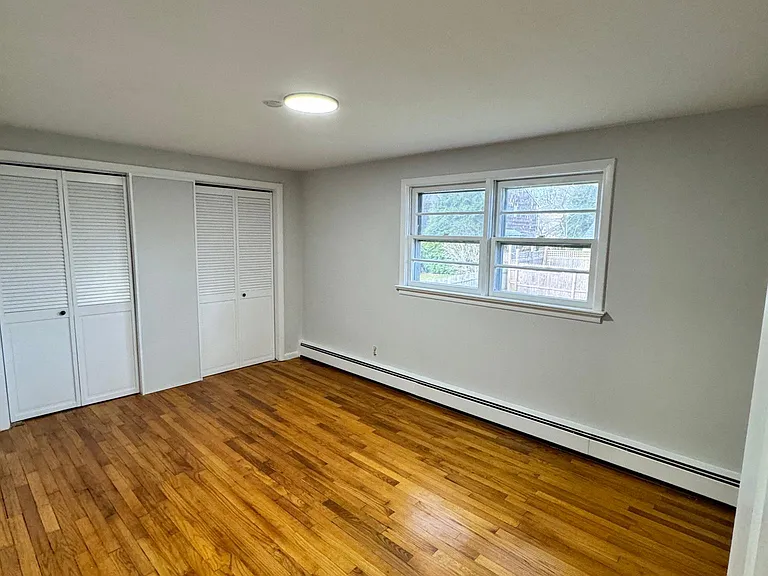 5 Amundsen St #3 — Photo 5