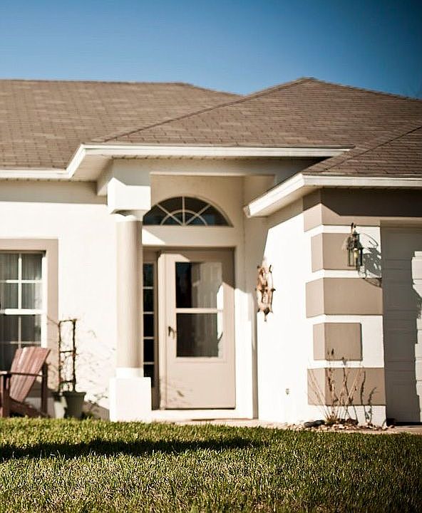 1st image of 203 London Dr