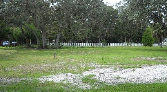 3rd image of 462 NE 790th St