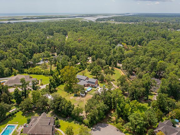 5th image of 6212 Twin Magnolias Lane LOT 4R