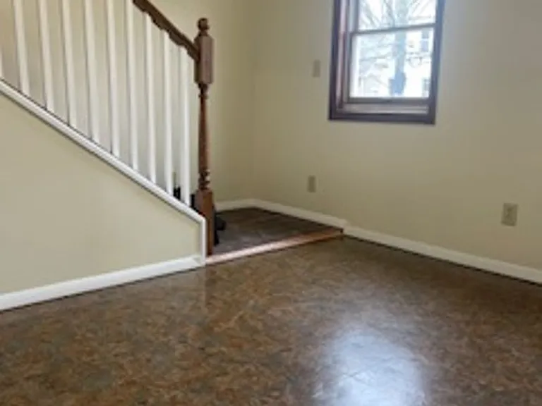 83 Nash St — Photo 12