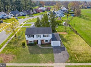 112 Hampshire Ln, Willingboro, NJ 08046