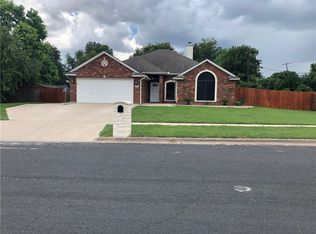 102 Turtle Creek Dr, Killeen, TX 76542