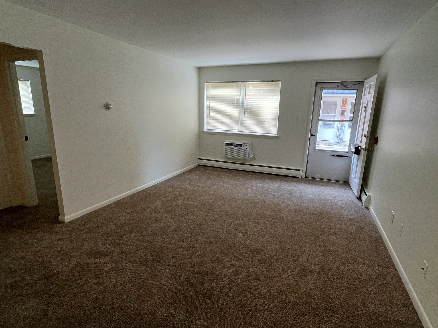 2 bed, 750 sqft, $1,695 — Photo 2