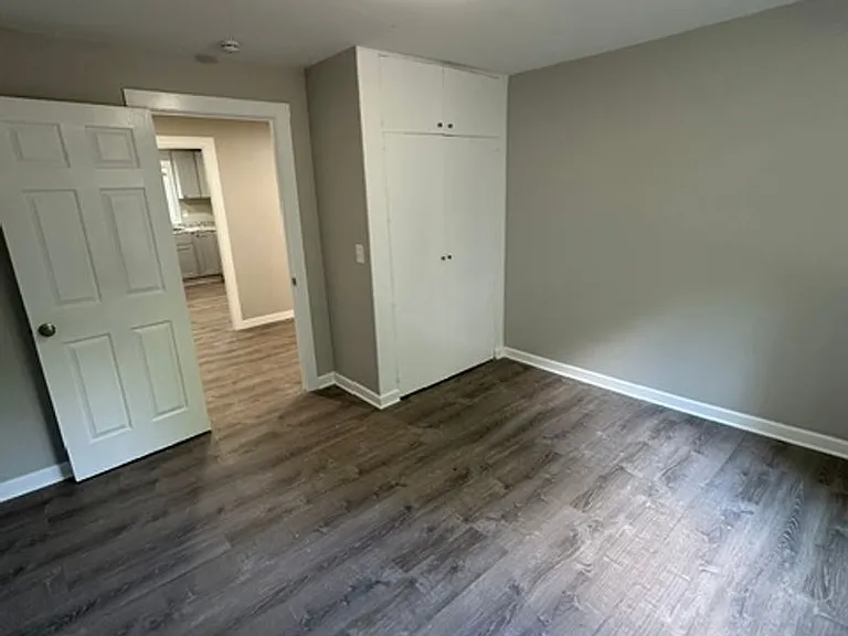 402 3rd Ave — Photo 11