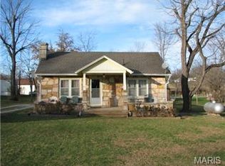411 E Main St, Houston, MO 65483