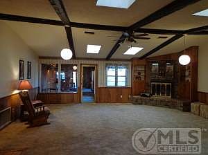Living Area 2
