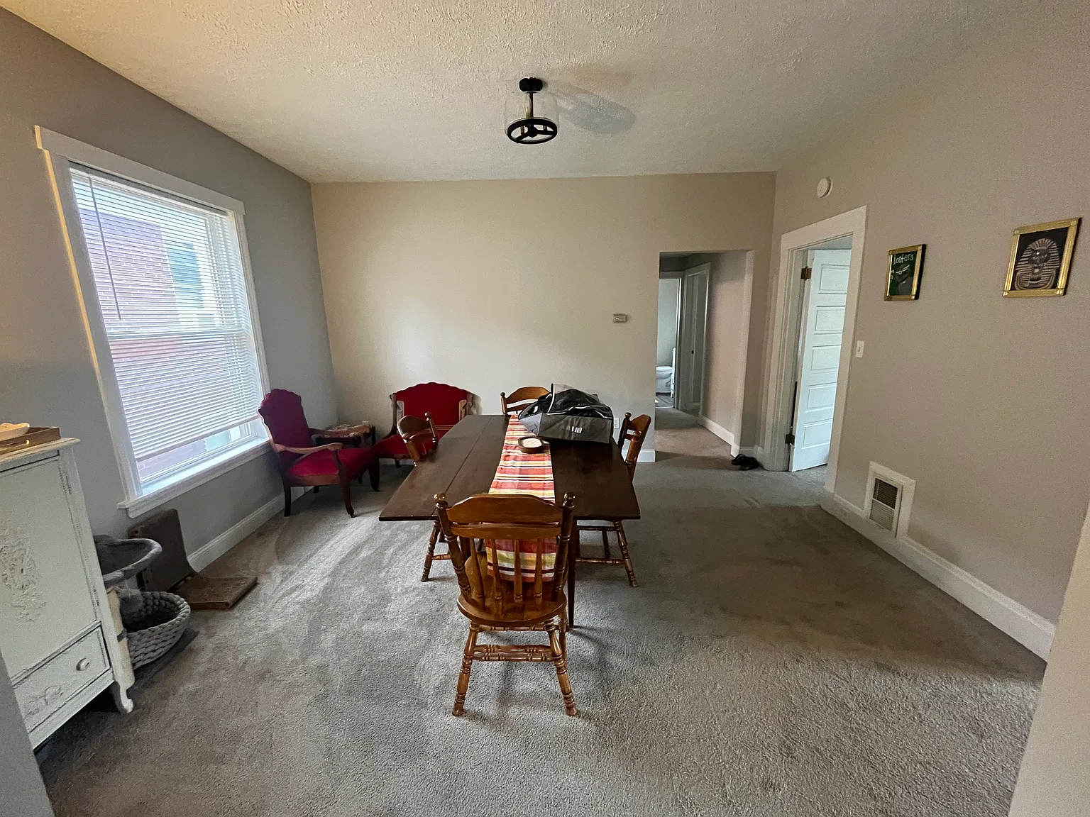 3 bed, 1200 sqft, $1,800 — Photo 4
