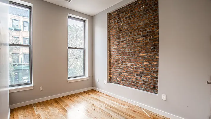 Rented by Nooklyn NYC LLC | media 16