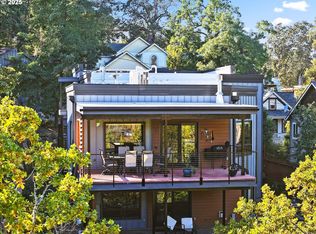 515 E 4th St #2, Hood River, OR