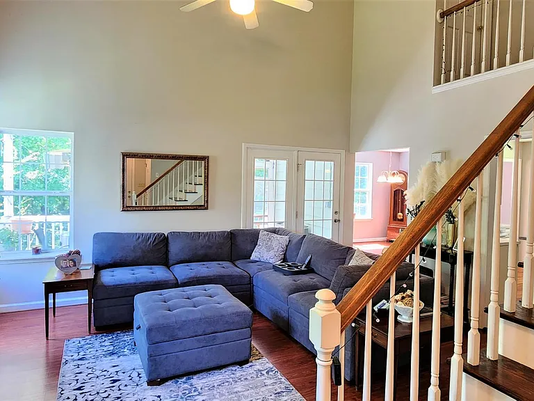 909 Perry Howard Rd — Photo 5