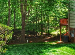 116 Windbyrne Dr, Cary, NC 27513