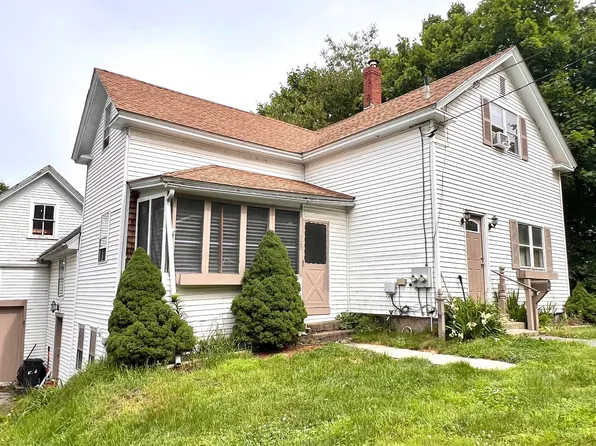 120 Church Street, Dexter, ME 04930