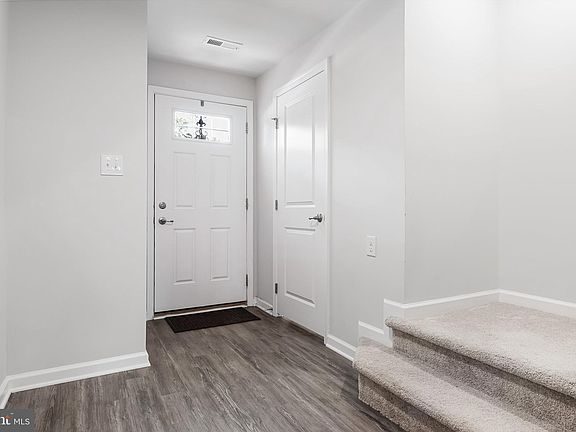 4th image of 122 Nathan Dr