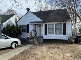 22341 Lyndon St, Detroit, MI 48223