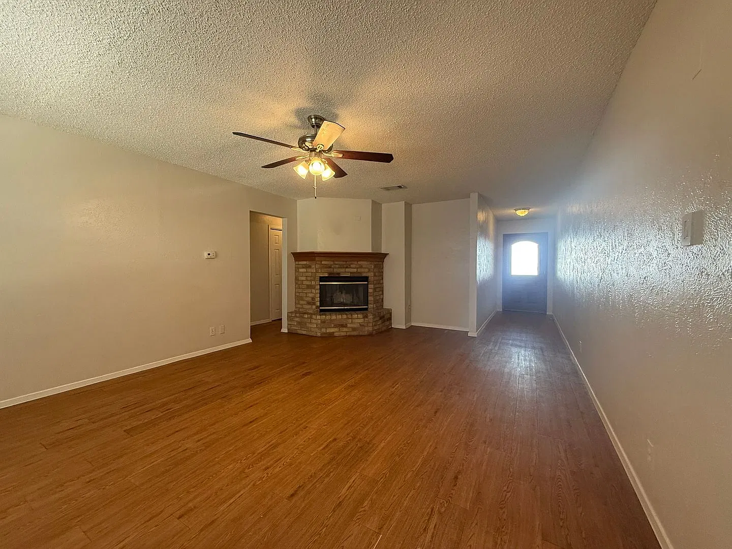 78745 / Off W. Wm Cannon : 3 Bed Sfh - — Photo 3