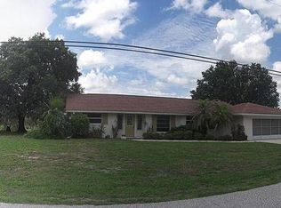 525 Clearview Dr, Port Charlotte, FL 33953