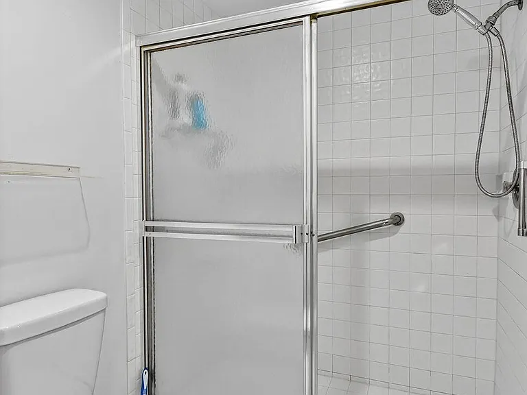 6193 Pointe Regal Cir #402 — Photo 26